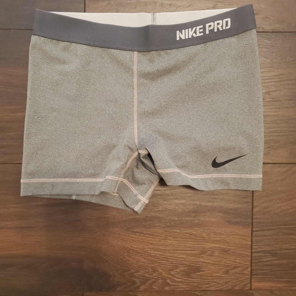 Nike Pro Short Bundle - Picture 2 of 3